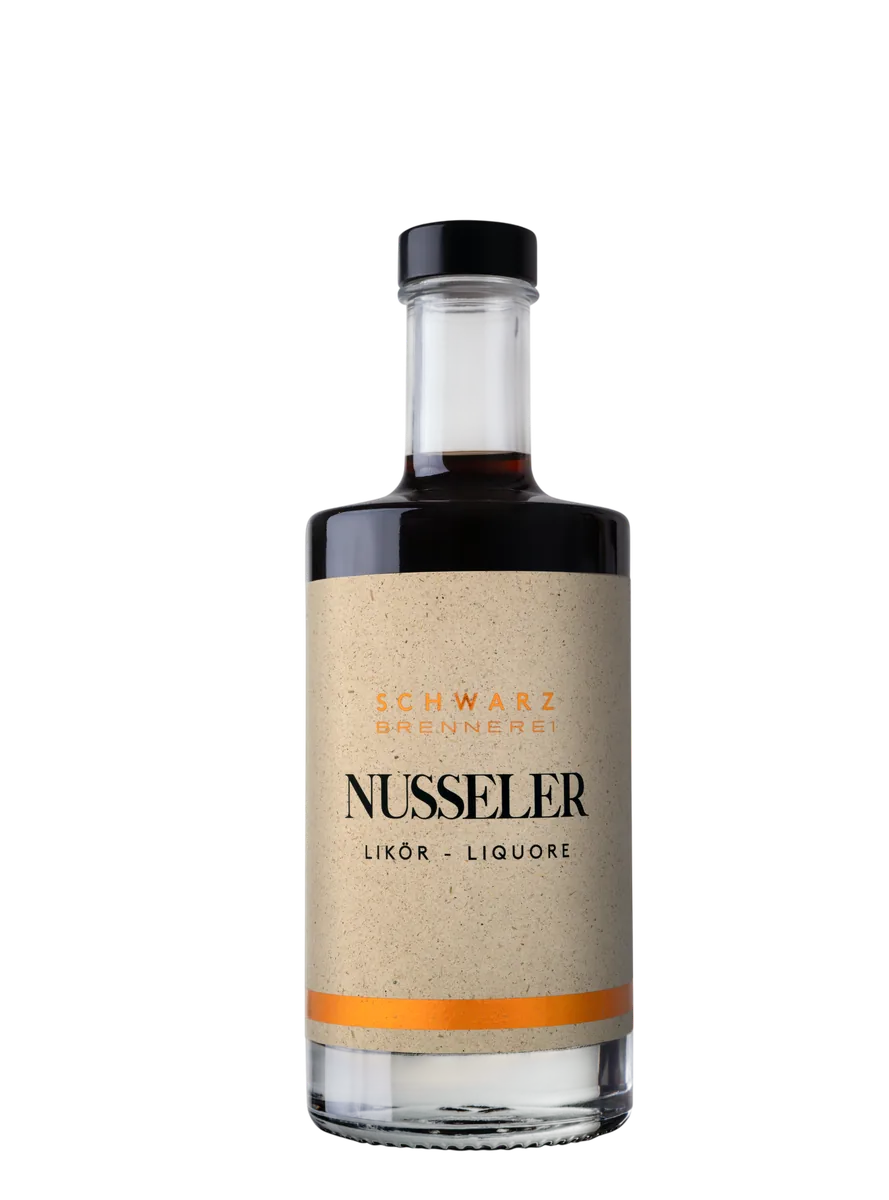 Nocino — Liquore di noci